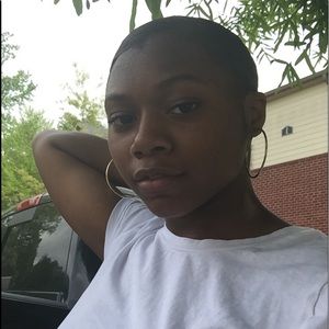 Meet your Posher, Bianca